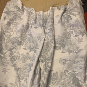 Jessica Simpson Maternity Jeans